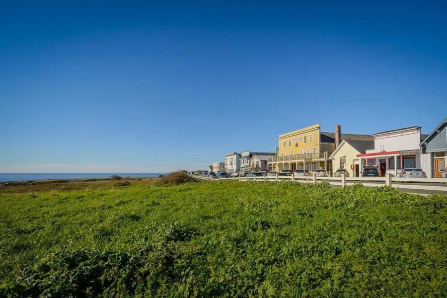 Mendocino Hotel & Garden hotel detail image 2