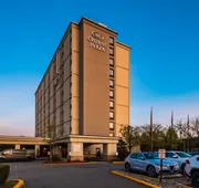 Crowne Plaza Newark Airport by IHG hotel detail image 5