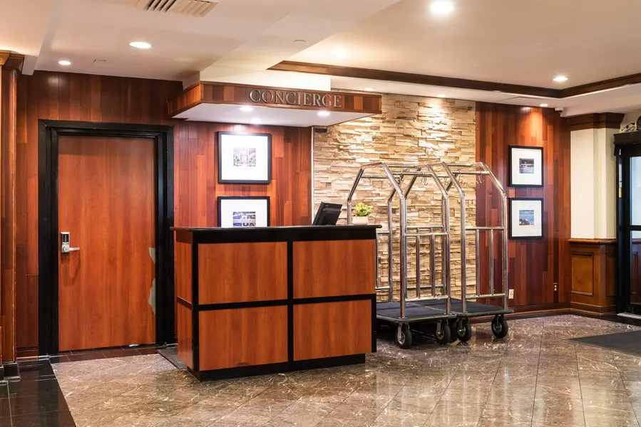 Crowne Plaza Newark Airport by IHG hotel detail image 6