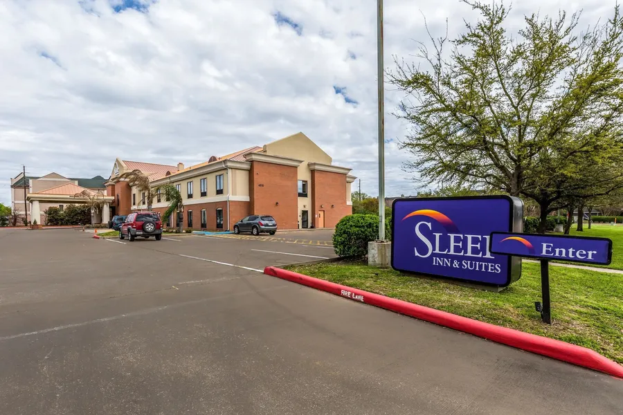 Sleep Inn & Suites Stafford - Sugarland hotel detail image 2