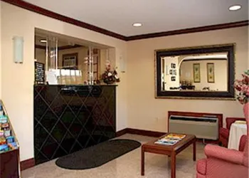 Yorktown Motor Lodge hotel thumbnail 3