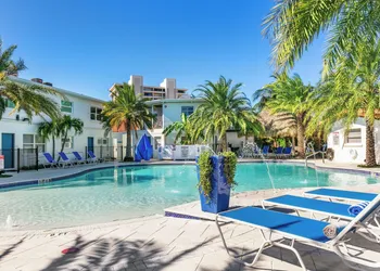 Siesta Key Beach Resort and Suites hotel thumbnail 2