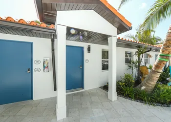 Siesta Key Beach Resort and Suites hotel thumbnail 8