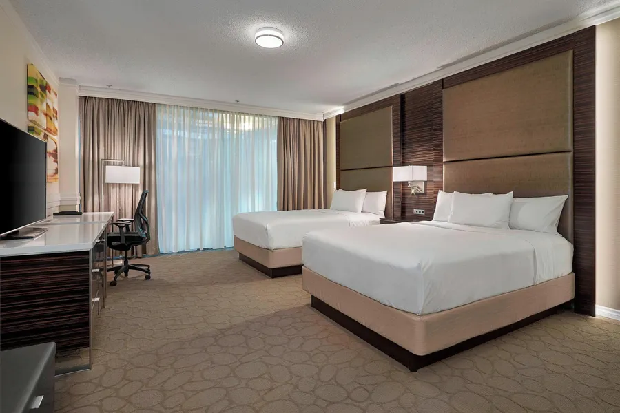 Delta Hotels by Marriott Edmonton Centre Suites hotel detail image 6