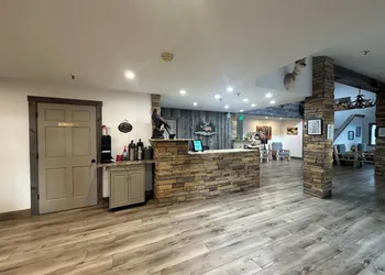 Alpine Inn & Suites hotel thumbnail 8