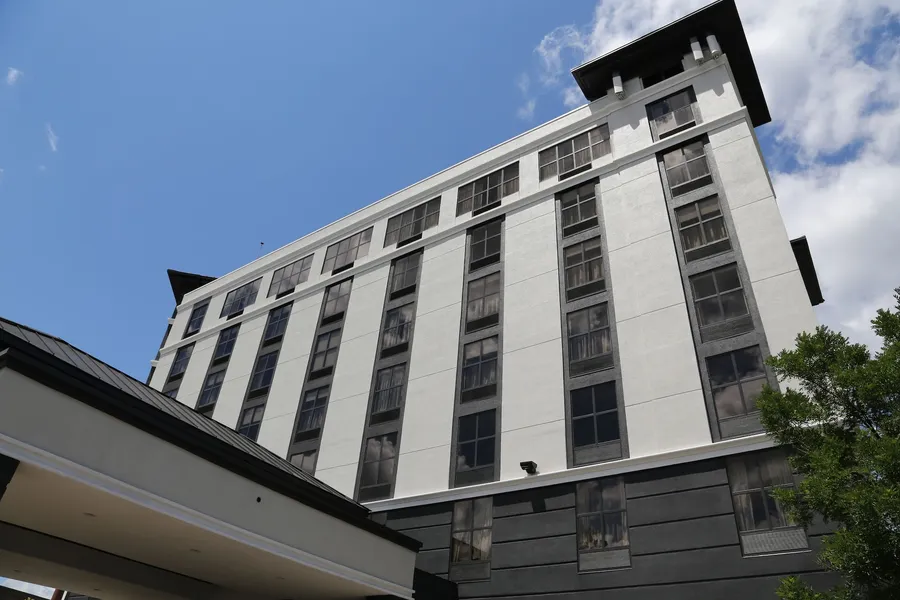 Doubletree By Hilton Boston Logan Airport Chelsea hotel detail image 2