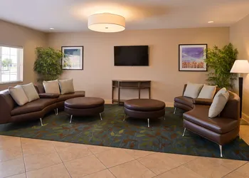 Candlewood Suites Bloomington-Normal By IHG hotel thumbnail 2