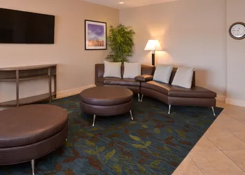 Candlewood Suites Bloomington-Normal By IHG hotel thumbnail 3