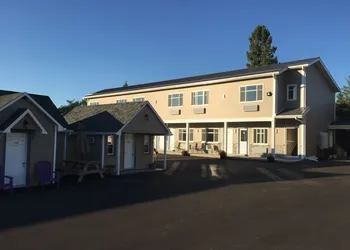 Fox Motor Inn hotel thumbnail 4
