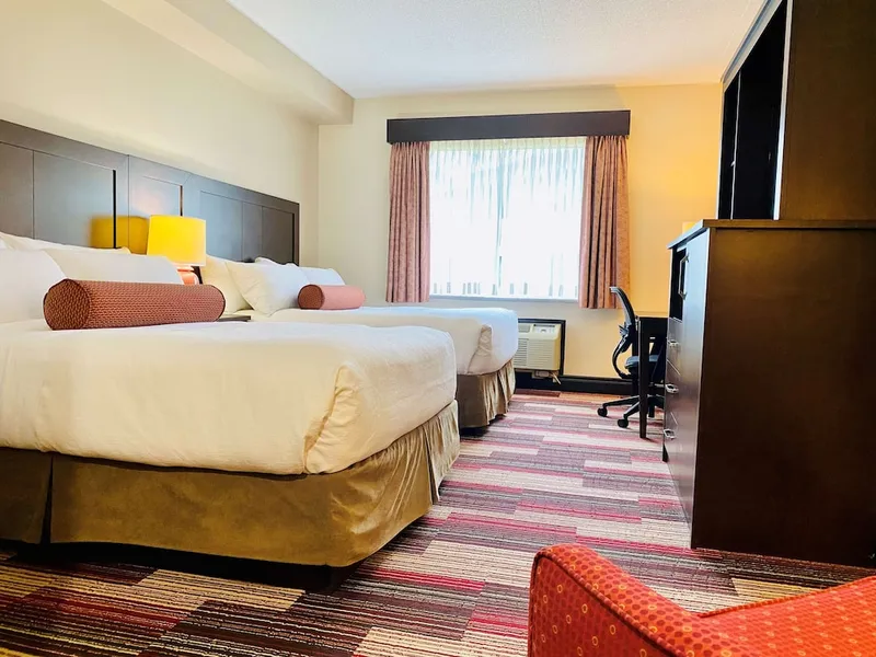 Best Western Plus Stoneridge Inn & Conference Centre hotel detail image 2