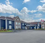 Quality Inn and Suites Oakville-Mississauga hotel detail image 3