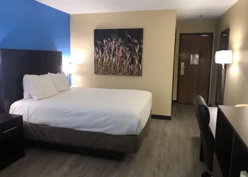 Wallaceburg Inn hotel thumbnail 4