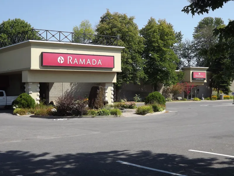 Ramada by Wyndham Cornwall hotel detail image 2