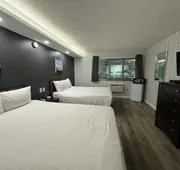 Travelodge by Wyndham Winnipeg Airport hotel detail image 4