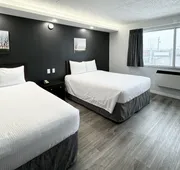 Travelodge by Wyndham Winnipeg Airport hotel detail image 5