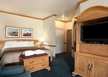 Travelodge by Wyndham Chatham hotel thumbnail 3