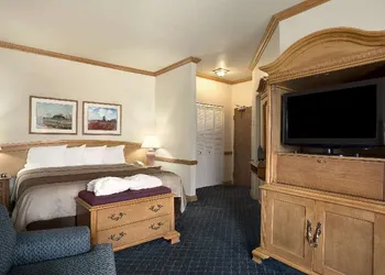 Travelodge by Wyndham Chatham hotel thumbnail 4