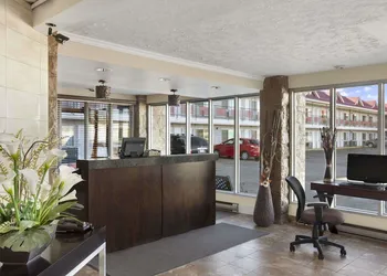 Saskatoon Thriftlodge hotel thumbnail 2