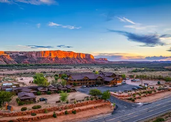 Desert Rose Resort & Cabins hotel thumbnail 2