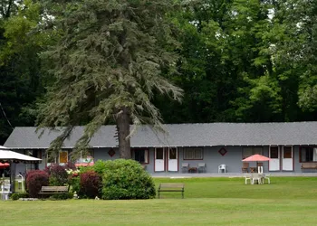 Chamber Lane Motel hotel thumbnail 7