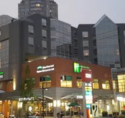 Holiday Inn Express Vancouver-Metrotown (Burnaby) by IHG hotel detail image 4