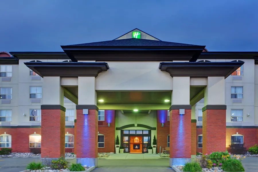 Holiday Inn Express & Suites Sherwood Park-Edmonton Area by IHG hotel detail image 2