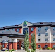 Holiday Inn Express & Suites Sherwood Park-Edmonton Area by IHG hotel detail image 3