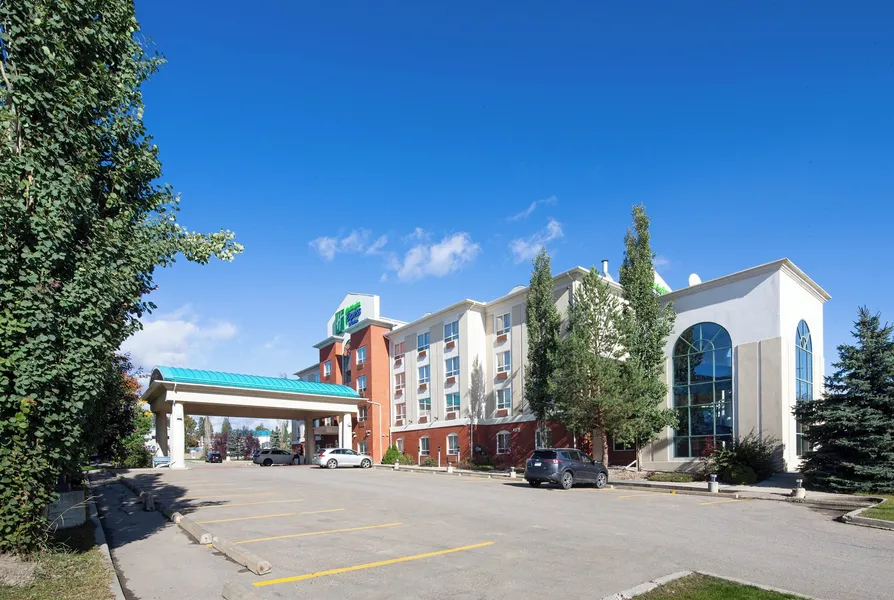 Holiday Inn Express Hotel & Suites Edson by IHG hotel detail image 6