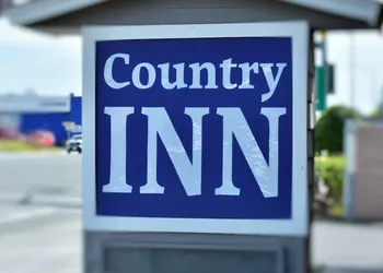 Country Inn hotel thumbnail 2