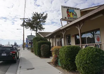 Bristlecone Motel hotel thumbnail 2
