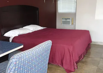 Palm City Motel hotel thumbnail 4