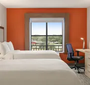 Holiday Inn Express & Suites Mt. Pleasant by IHG hotel detail image 7