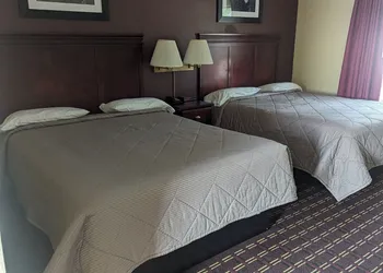 Dollar Inn hotel thumbnail 8