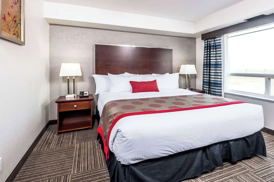 Ramada by Wyndham Moose Jaw hotel detail image 6