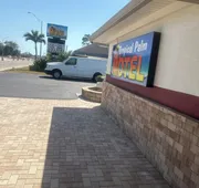 Tropical Palm Motel hotel detail image 7