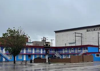 Capone's Hideaway Motel hotel thumbnail 3