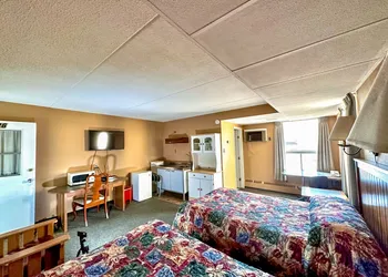 Capone's Hideaway Motel hotel thumbnail 7