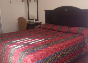 Budget Inn hotel thumbnail 7
