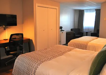 Auberge du Marchand hotel thumbnail 4