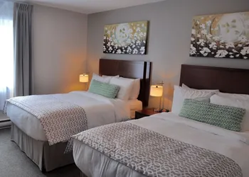 Auberge du Marchand hotel thumbnail 8