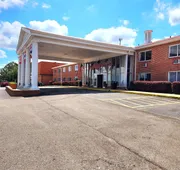 Americas Best Value Inn & Suites Phenix City hotel detail image 4
