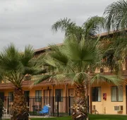 Best Economy Inn n Suites hotel detail image 3