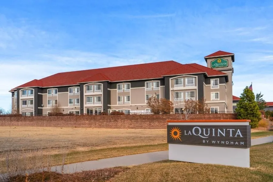 La Quinta Inn & Suites by Wyndham Loveland/Estes Park hotel detail image 2