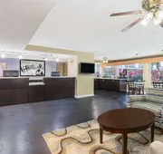 Super 8 by Wyndham Ellenton Bradenton Area hotel detail image 3