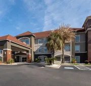 La Quinta Inn & Suites by Wyndham Savannah Airport - Pooler hotel detail image 3