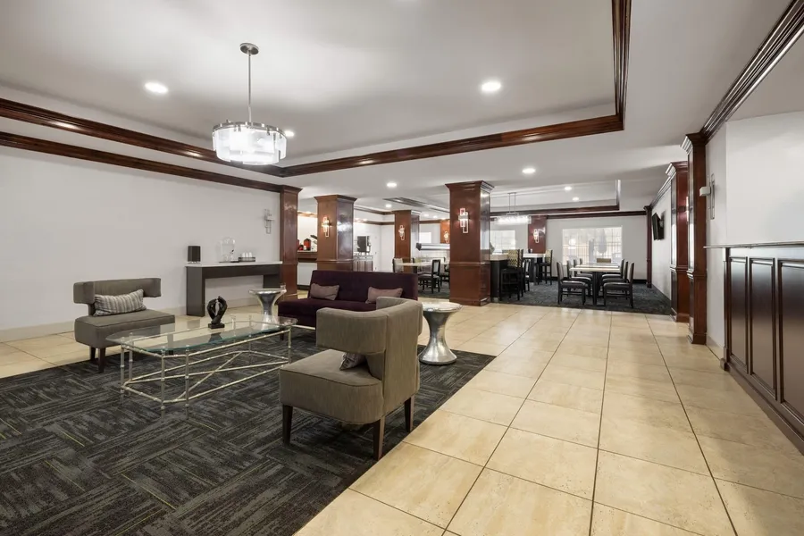 La Quinta Inn & Suites by Wyndham Savannah Airport - Pooler hotel detail image 6