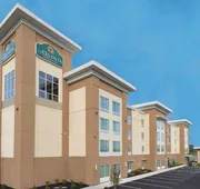 La Quinta Inn & Suites by Wyndham Paducah hotel detail image 3