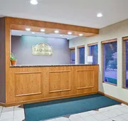 La Quinta by Wyndham Overland Park hotel detail image 4