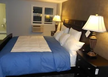 Cape Shore Inn hotel thumbnail 6