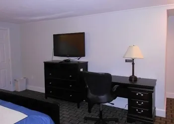 Cape Shore Inn hotel thumbnail 8